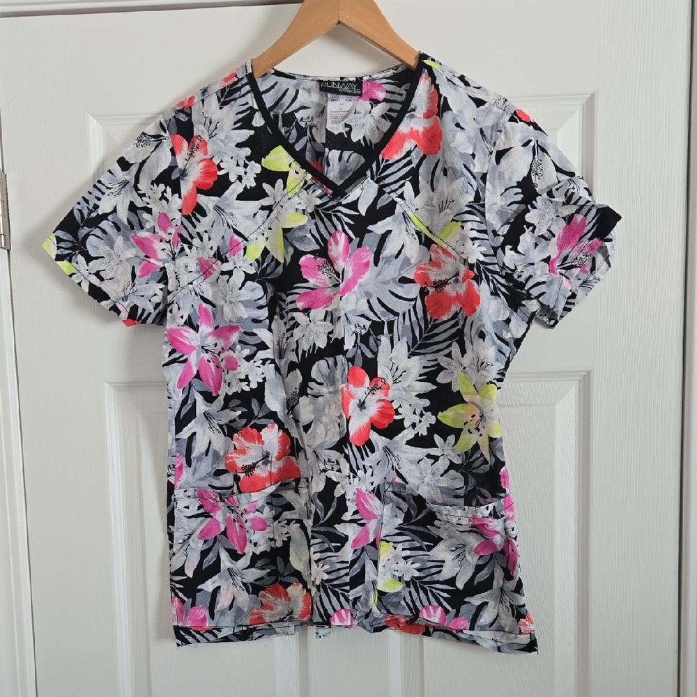 Cherokee Black Floral Short Sleeve Top